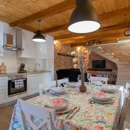 Eli Rustic Holiday House With Privat Pool *