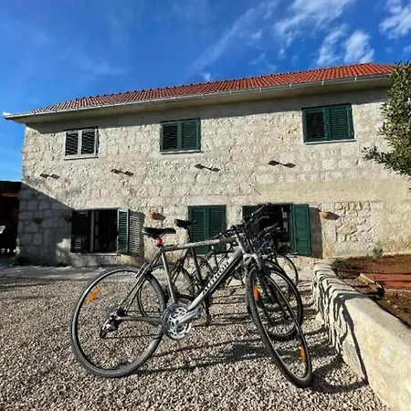 Eli Rustic Holiday House With Privat Pool Imotski