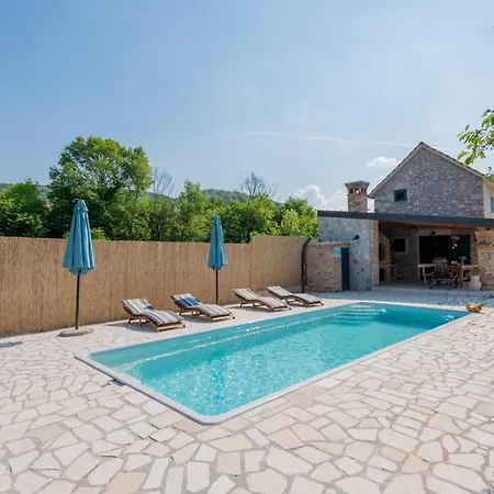 Eli Rustic Holiday House With Privat Pool *
