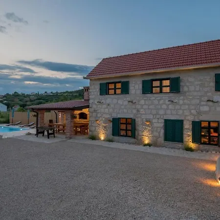 Eli Rustic Holiday House With Privat Pool Holiday home *