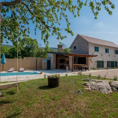 Eli Rustic Holiday House With Privat Pool Holiday home *